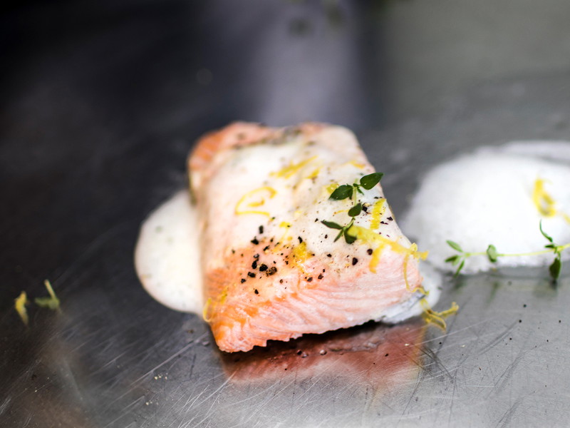 Salmon Fillet with Lemon-Thyme Sauce