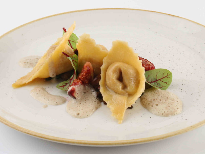 Vegan: Cashew-Truffle-Cream Tortellini