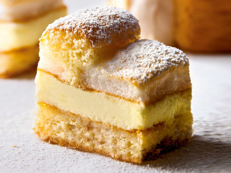 Cardinal Slices with Vanilla Crème

