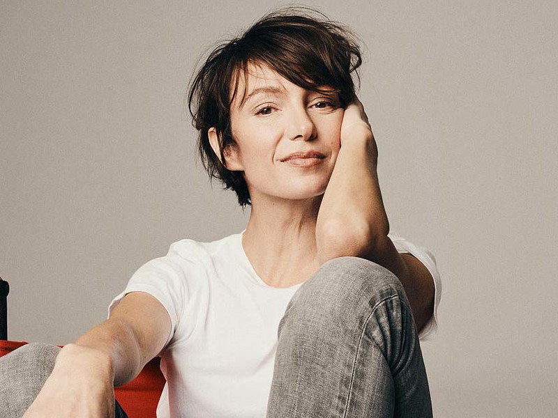 Julia Koschitz