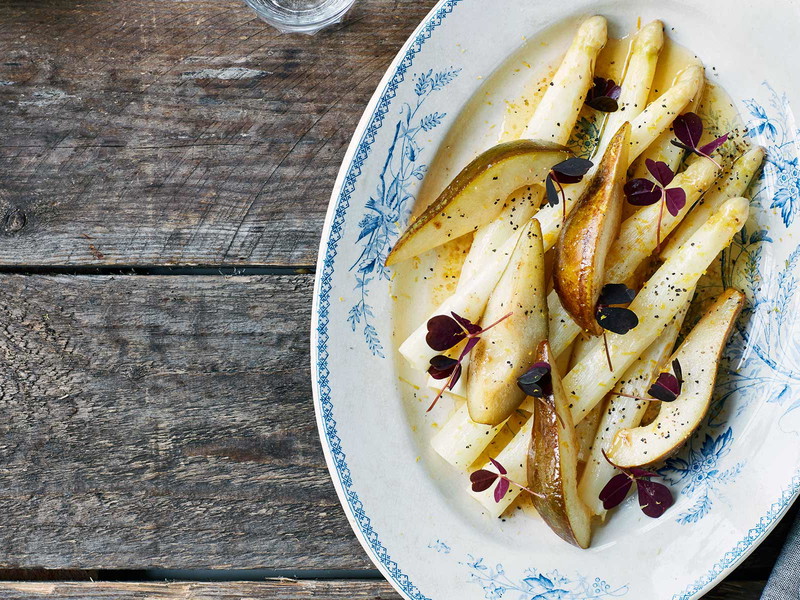 White Asparagus with Pear and Wood Sorrel