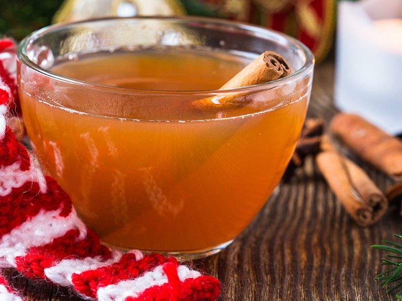 Mulled cider makes a great Christmas drink.