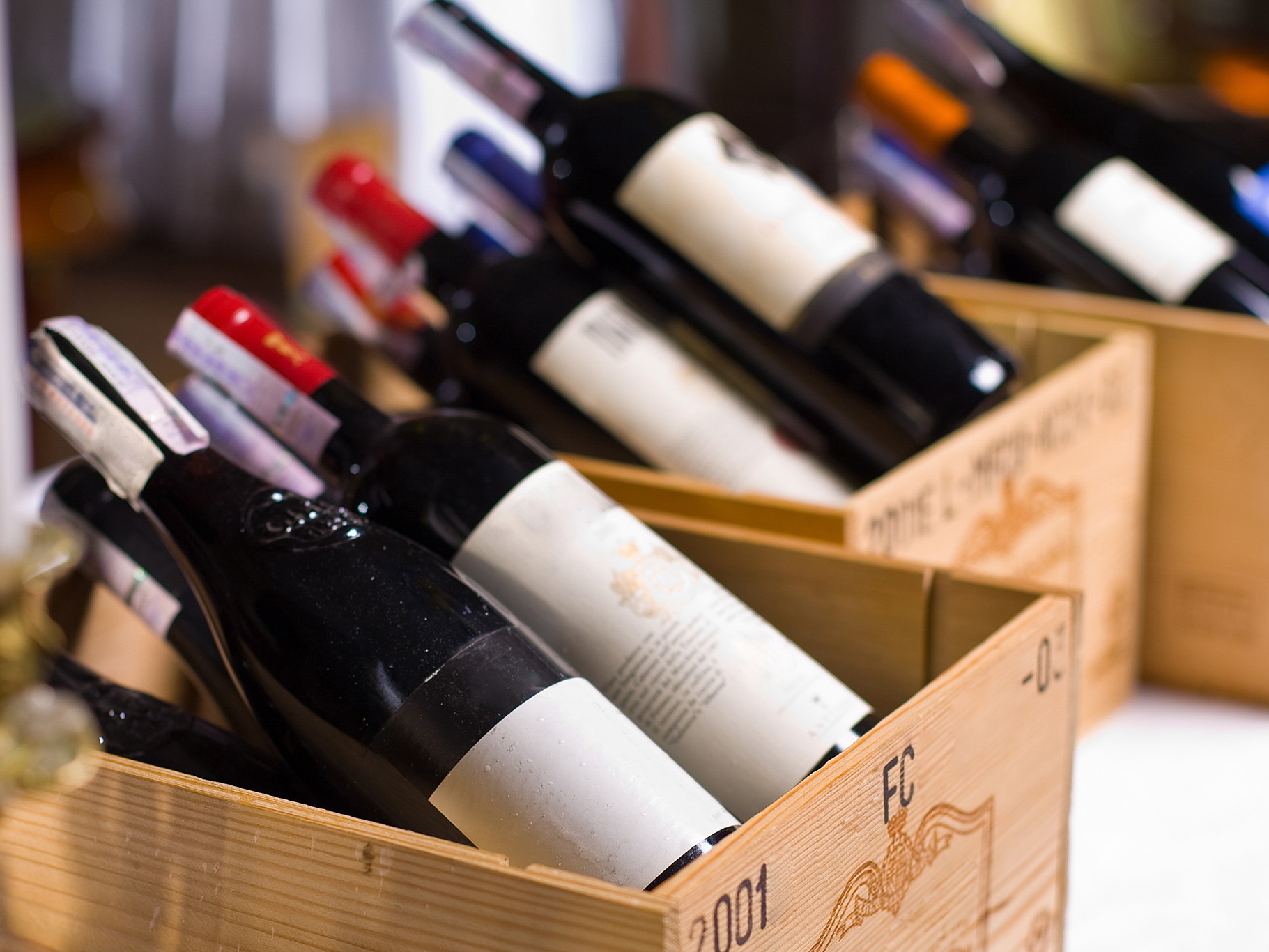 Bordeaux and Burgundy collections will lead the sale.