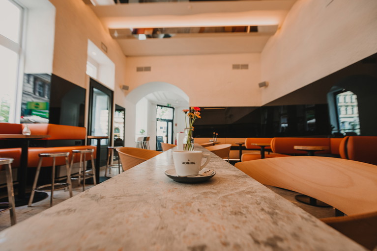 Die Kaffeebaar soll zum »Fixstern« für Kaffee- und Kunstliebhaber:innen werden.
