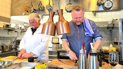 Sascha Stemberg (r.) und Walter Stemberg in Malmö, Schweden.