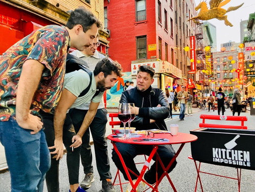 Tim Mälzer (r.) in New York City.