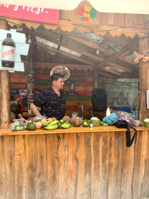 Tim Mälzer in Costa Rica.