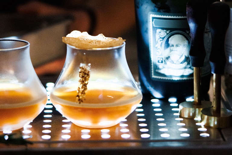 Zwei Trends, ein Cocktail: Der nachhaltige und mit Kokosfett »gewaschene« Wettbewerbssieger-Drink »Bananarama« des Grazers Dominik Wolf.