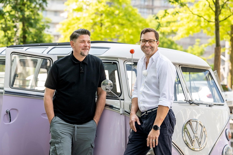 Tim Mälzer mit Edi Frauneder. 