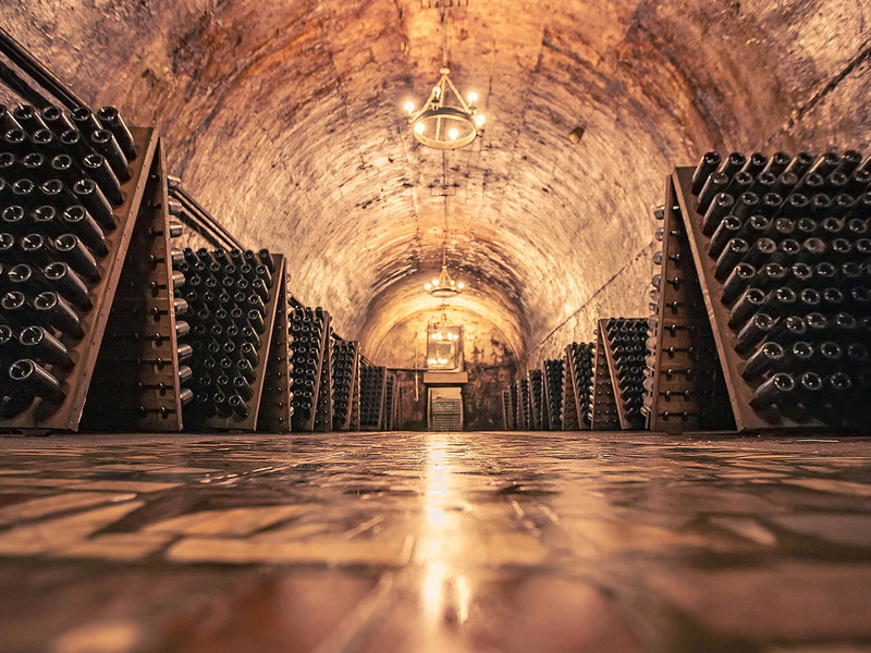 Bubbly prospects for wine investors 