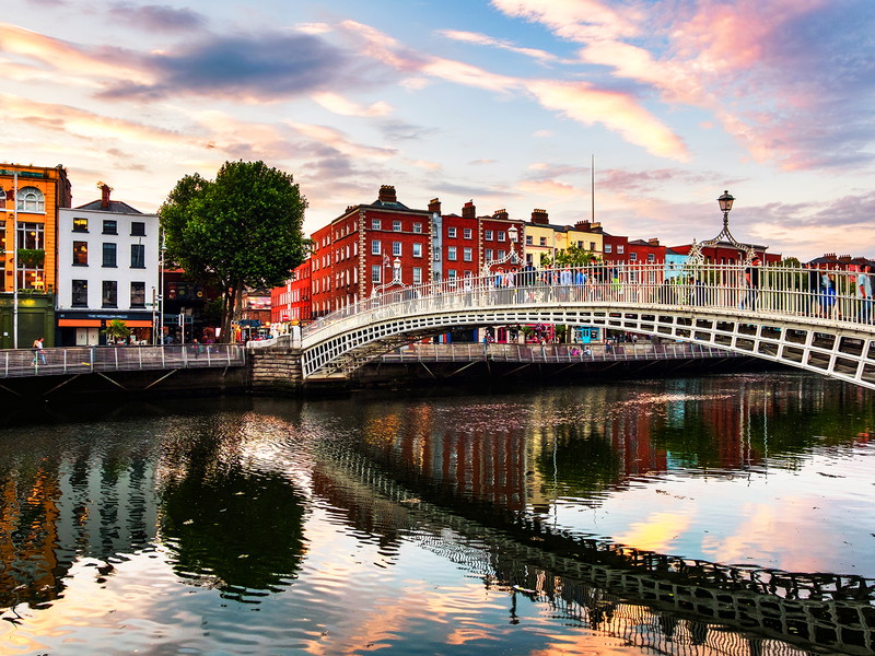 Ha'Penny Bridge, Dublin