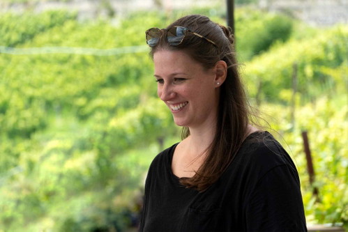 Maja Möckli von Silou Wines Tschanz in Tüscherz-Alfermée, Bern.