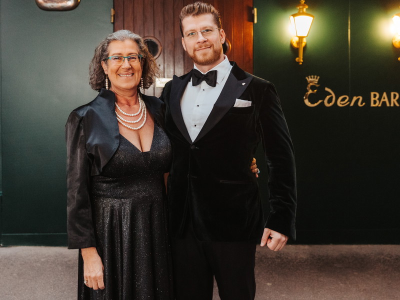Michaela und Heinz Rüdiger Schimanko beleben auf elegante Art die Wiener Afterwork-Szene.