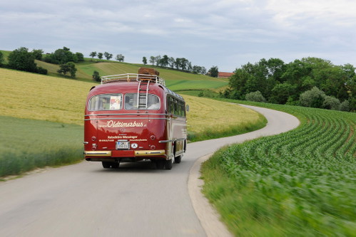 Knödelfahrt per Oldtimerbus