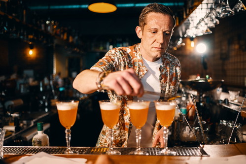 Barkeeper Andrea Pesce.