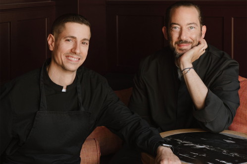 Sous-Chef Massimo Monteleone mit Executive Chef Pascal Beschle.
