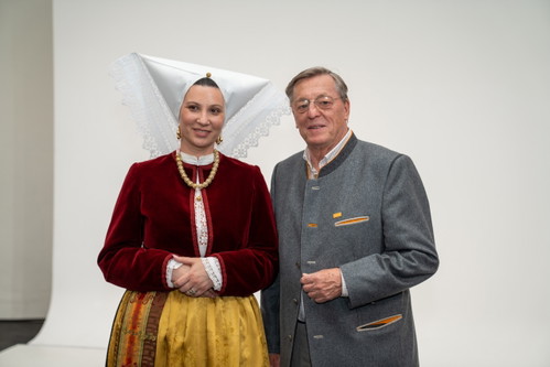 Olga Paro (Družina Folk Ensemble, Pag)
