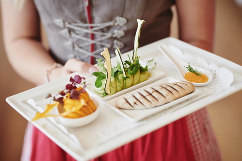 Ziel der »Vivamayr«-Cuisine ist es, genussvoll den Säure-Basen-Haushalt wieder ins Gleichgewicht zu bringen.