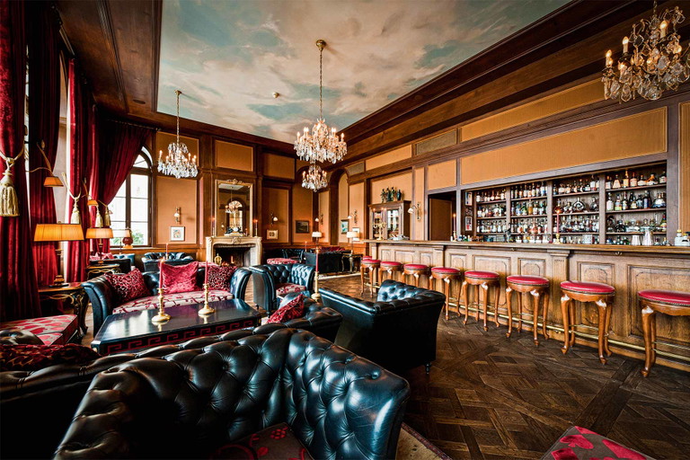 Die Bar des renommierten «Les Trois Rois».