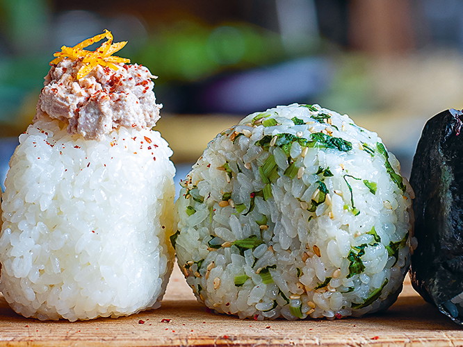 Fünf Mal simple Köstlichkeit: Die Onigiri-Variationen.
