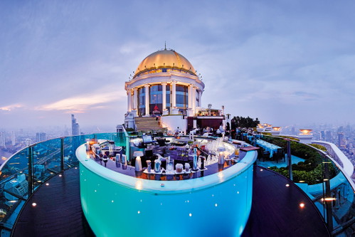 Cocktails mit grandiosem Weitblick in der »Sky Bar« auf dem Lebua State Tower.
