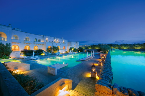 Ein apulisches Dorf und Spitzenhotel zugleich ist 
das »Borgo Egnazia«.