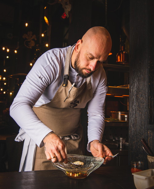 Tomas Lidakevicius, preparing winter tomatoes, stone bass, sardine garum