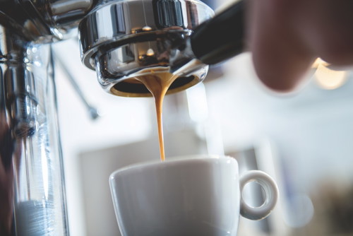 Der Norden trinkt meist 100 Prozent Arabica, im Süden kommt auch Robusta in die Mischung. Nicht nur für die schöne Crema.