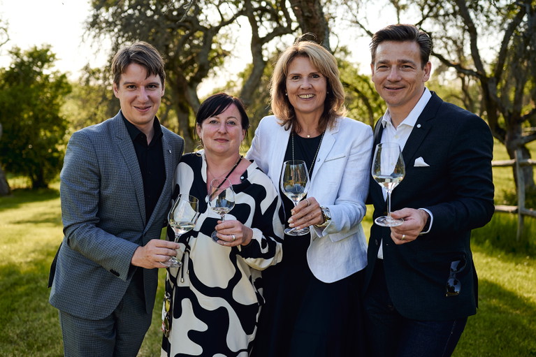 Außerdem wurde ein neuer Beirat gewählt: Marc Almert, Theresa Stenzel, Niki Restel und Thomas Sommer (v.l.n.r.).