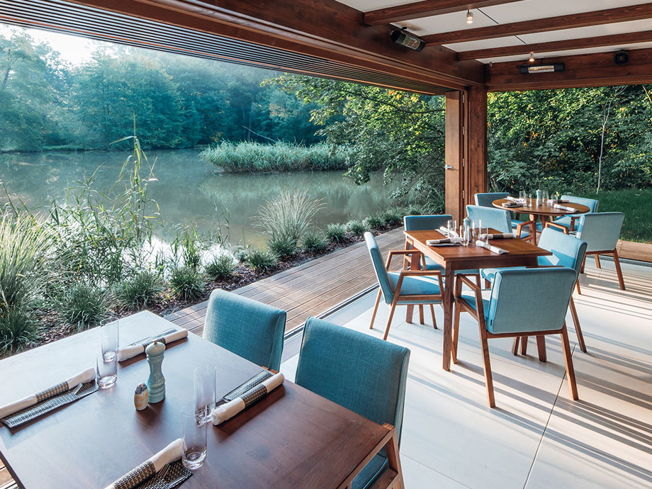 Dinieren mit Blick auf's Wasser – herrlich!