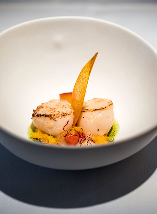 Gourmet-Hotspot. Chef Danijel Dekic und seine Frau und Sommelière Tjitske 
Dekic-Brusse führen das ausgezeichnete »Restaurant Monte« in der Altstadt.