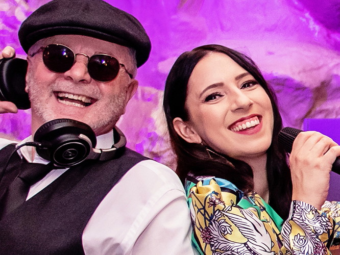Caroline Kreutzberger läutet mit DJ Angie den Sommer ein!
