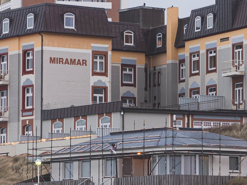 Das berühmte Hotel Miramar in Westerland liegt direkt am Strand.