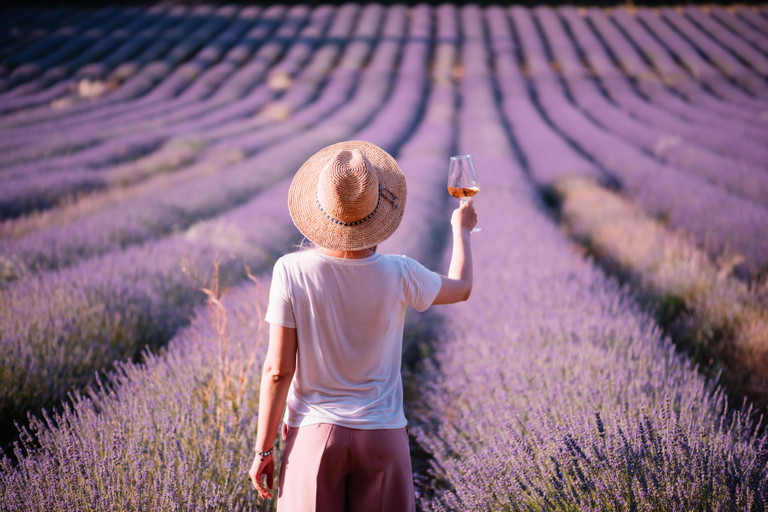 Berühmt für Lavendel und besten Roséwein.