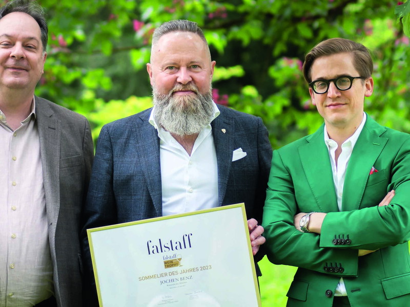 Preisträger Jochen Benz mit den Chefredakteuren Ulrich Sautter und Sebastian Späth