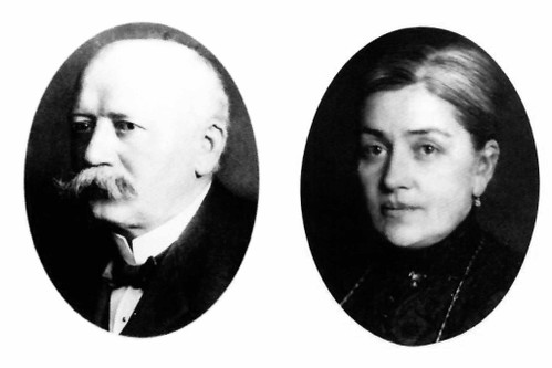 Anton Bon und seine Frau Maria Nigg Bon haben mit ihrer Vision eines Grandhotels am Wasser den Grundstein für das «Park Hotel» gelegt. Bis heute ist man den Gründern für ihren Mut und ihre Weitsicht dankbar.