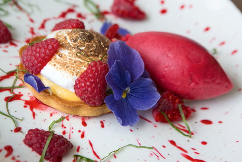 "Das Fritz" in Weiden am See: Where culinary delights and sustainable construction merge into a harmonious overall concept. 