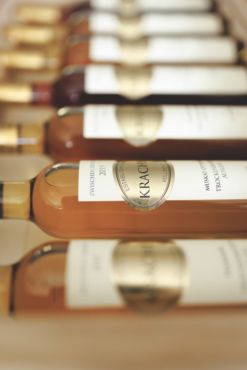 Die Süßweine des Seewinkels sind international bekannt durch das Weingut Kracher in Illmitz.