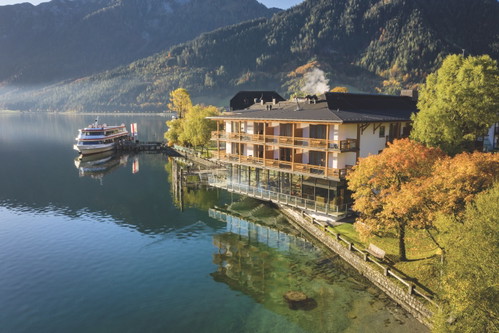 Fürstlich speisen und genießen lässt es sich im Hotelrestaurant »Laurentius« am Achensee – zum Beispiel mit Sushi aus heimischen Fischen.