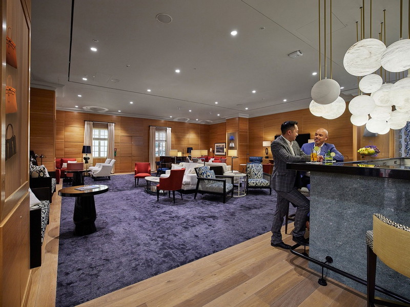 Global Lounge im VIP-Terminal.
