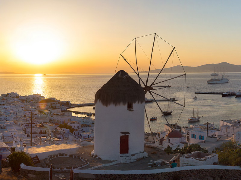 Panoramic view over Mykonos town