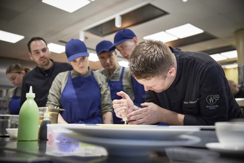 Stefan Heilemann, guest chef July 2023, kitchen, Restaurant Ikarus, Hangar-7, Salzburg, Austria, 2023.07.01,Stefan Heilemann / Stefan Heilemann, Gastkoch Juli 2023, Küche, Restaurant Ikarus, Hangar-7, Salzburg, Österreich, 2023.07.01, Stefan Heilemann // Helge Kirchberger Photography / Red Bull Content Pool // SI202307030401 // Usage for editorial use only //