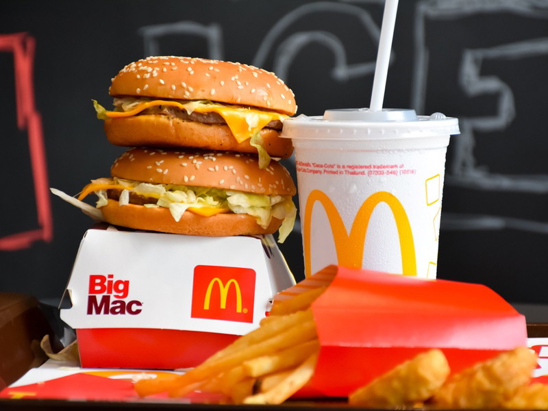 Ayutthaya-Thailand,April​ 28,2022: Double McDonald's Hamburger Combo Set, Promotion Set of McDonald's Restaurant, Wang Noi Branch, Ayutthaya Province in the country.