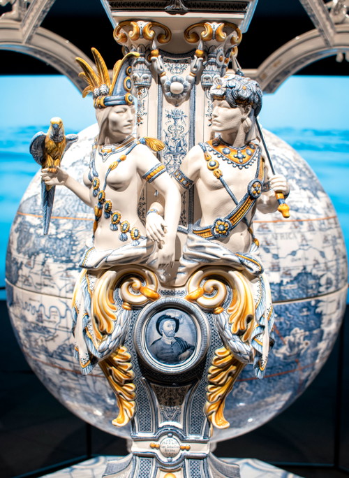 Das Keramikmuseum fasziniert mit seinen detailreichen Exponaten.