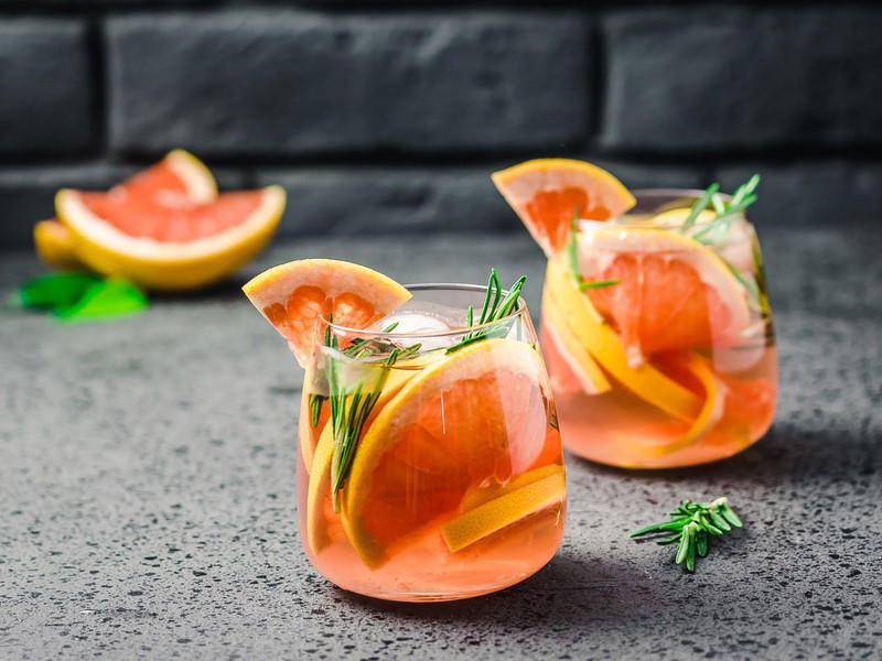 Alkoholfreie Cocktails als Alternative müssen nicht immer langweilig sein.