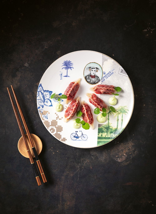 Rote-Beete-Schweinebacuh-Dim-Sum aus Singapur.