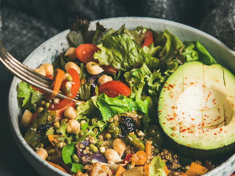 Wer auf Reisen vegan bleiben will, muss einiges bedenken ...
