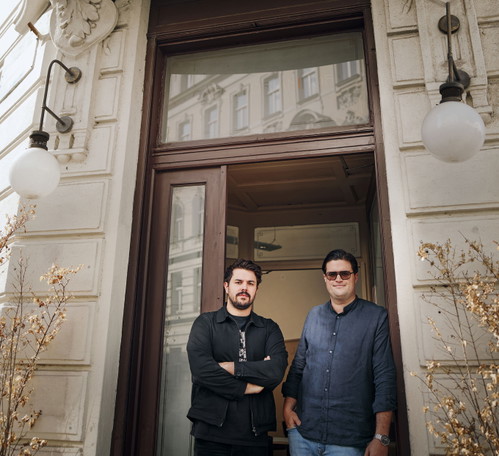 Stefan Lechner und Simon Schubert versuchten 2023 das »Café Florianihof« zu beleben.