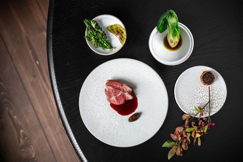 At the Atelier Moessmer Norbert Nederkofler you dine at the highest level.