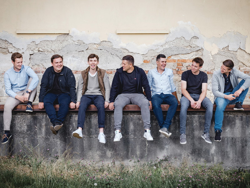 Die junge Generation von sieben südsteirischen Weingütern geht einen gemeinsamen Weg als Jungwinzergruppe. Der Name: SIEME Weingüter.